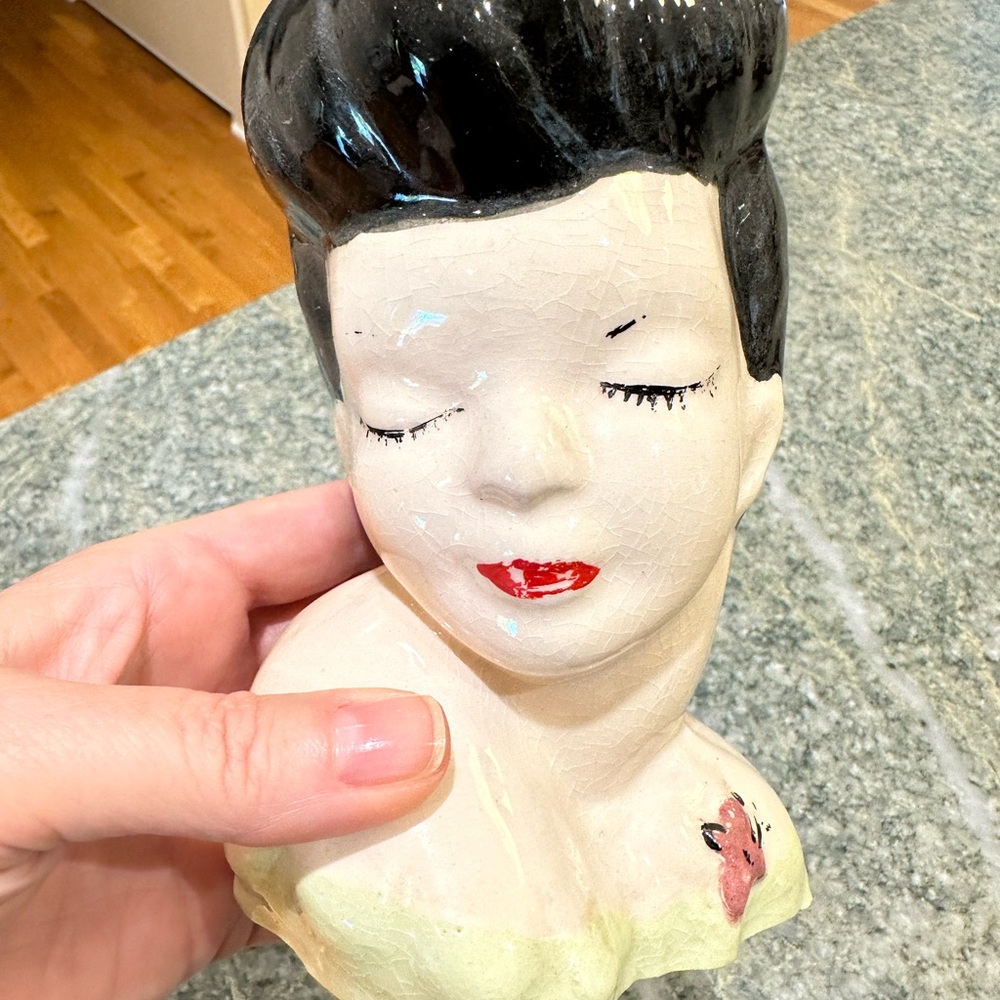 Lady head vase